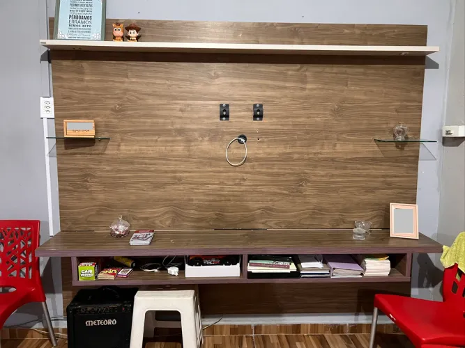 VENDE-SE PAINEL PARA TV