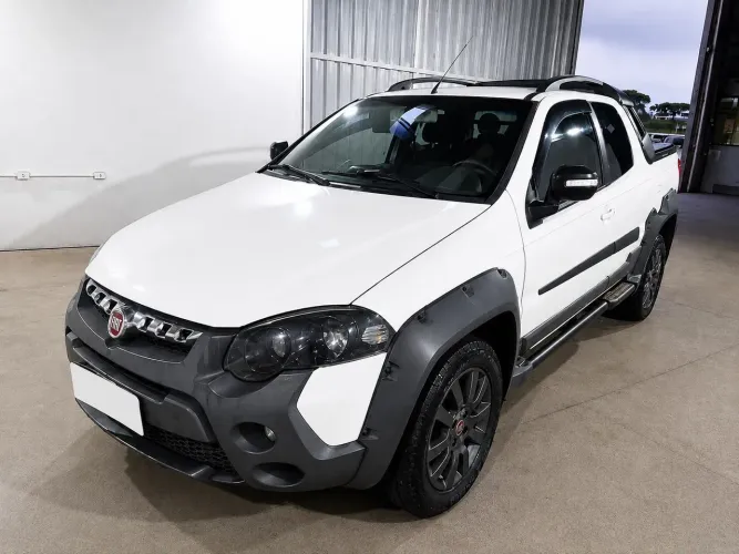 Fiat Strada Adventure1.8/ 1.8 Locker Flex CD 2018