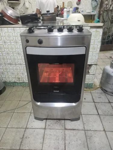 fogão Consul inox automátgtiico luz de forno timer 