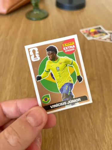 Figurinha Extra Legend Bronze - Vinicius Jr - Copa 2026