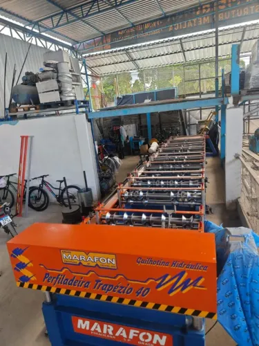 Perfiladeira para fabricar telhas trapézio 40