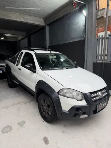 Fiat Strada Adventure 1.8/ 1.8 Locker Flex CE 2011