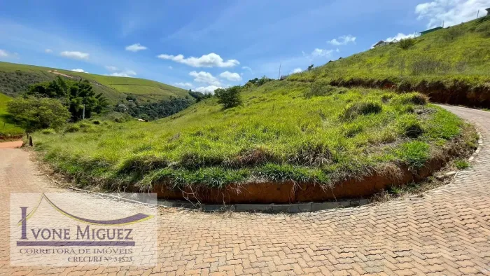Terreno em Coqueiros - Paty do Alferes, RJ