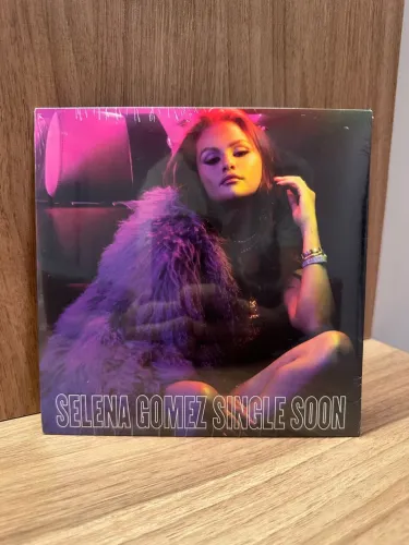 Selena Gomez - Single Soon [Vinil Compacto 7'']