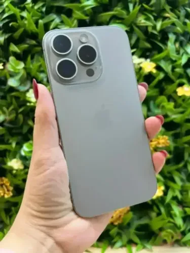 Seminovo - iPhone 15 Pro 128GB Titânio Natural 84% - Retirada Loja Física Savassi