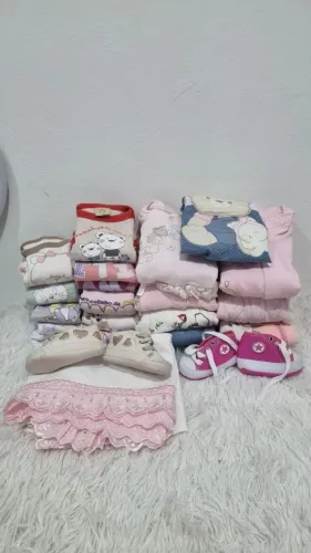 Lote Roupinhas Menina Tamanho RN e P 