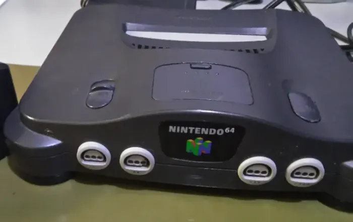 Nintendo 64 + 01 jogo / perfeito estado