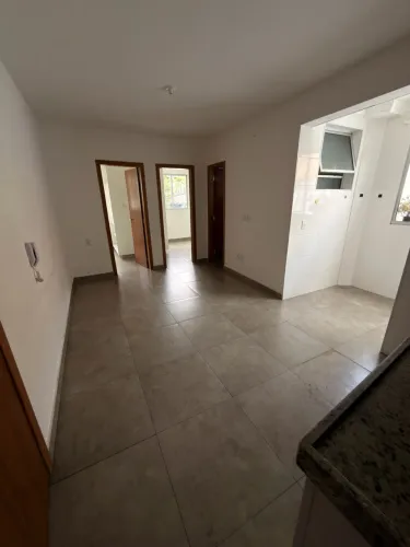 Alugo ap 2 quartos 