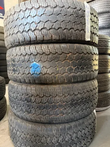 Pneus 275/60/20 marca Goodyear