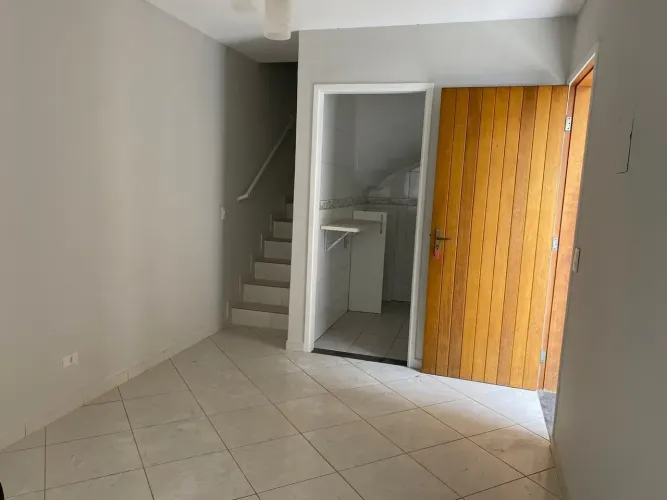 Casa de Condominio para venda 55m com 2 quartos, sala, cozinha, 1 vaga na Vila Inglesa - S