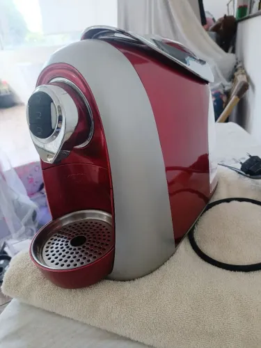 Cafeteira Três Corações Com Avaria