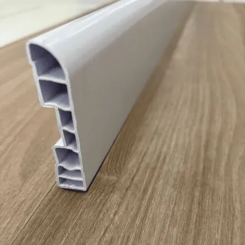 Rodapé de PVC Liso 7cm - Branco
