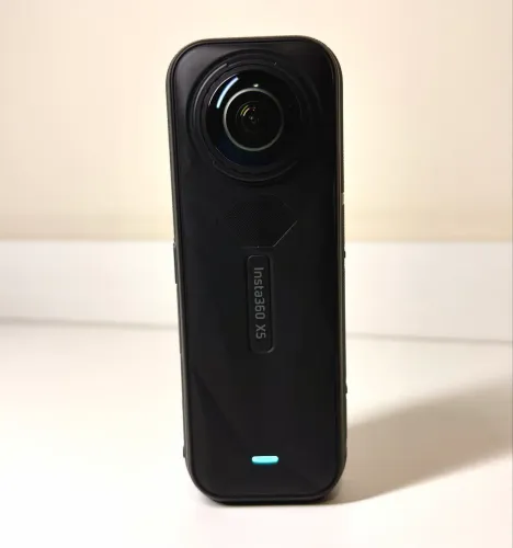 Insta360 X5 + Capa Silicone + Protetor De Lentes lacrado