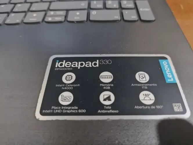 Le Novo ideapad 330-15/GM Model 81FN Intel Celeron 4000 4GB de RAM 1 TB