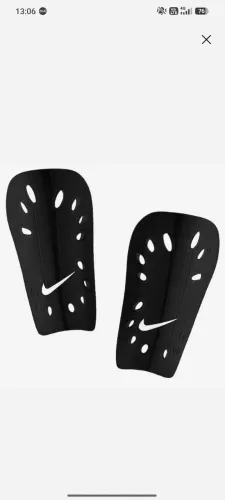 Caneleira Nike unissex