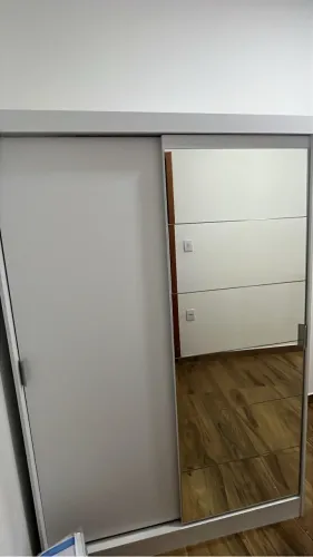 Guarda-roupa