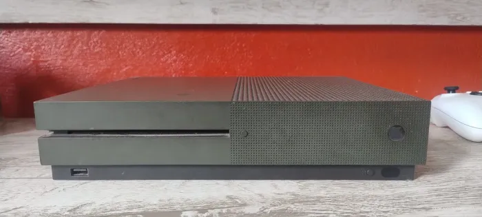 Vendo Xbox one s