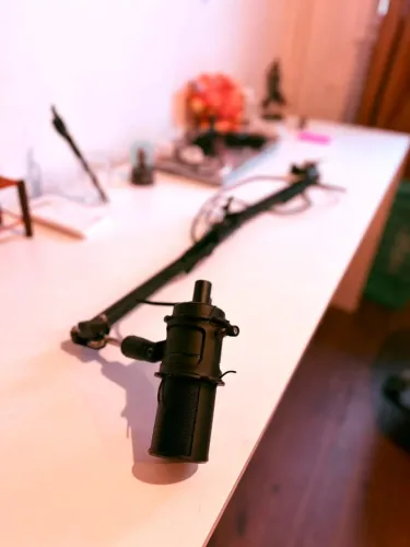 Microfone razer seiren X + suporte