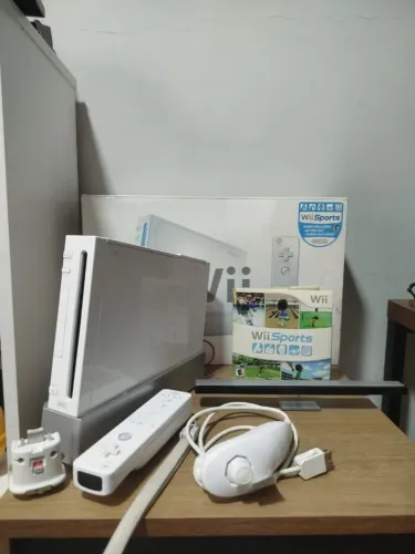 nintendo Wii cib com jogo