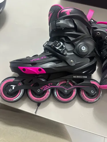 Vendo patins TRAXART seminovo, usado duas vezes