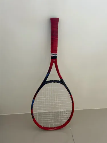 Yonex VCORE 98 Raquete