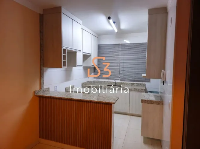Apartamento para locação em Uberlândia-MG, Bairro Daniel Fonseca com 2 quartos, sala, banh