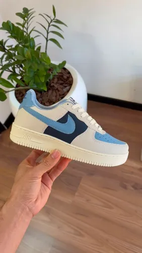 Tênis Feminino Nike Air Force