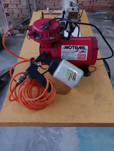 Compressor de ar direto motomil semi-novo 127/220 volts completo