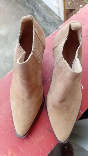 Bota Constance