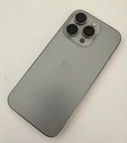 iPhone 16 Pro