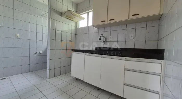 AM - Apartamento 2 quartos um lance de escada / Chácara Parreiral