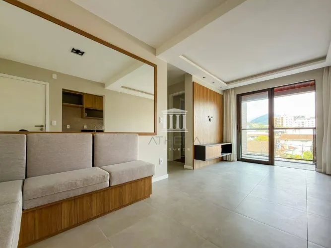 Apartamento com 2 dormitórios à venda, 59 m² por R$ 630.000,00 - Várzea - Teresópolis/RJ