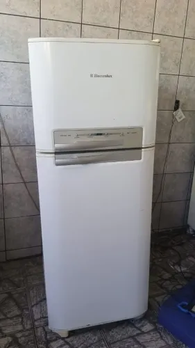 Geladeira Eletrolux Frost Free