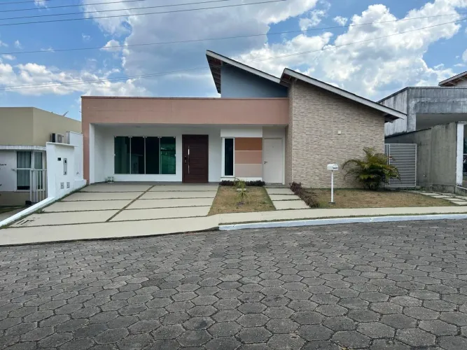 Casa Condomínio Reserva das Flores - Ponta Negra