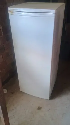 Geladeira eletrilux 