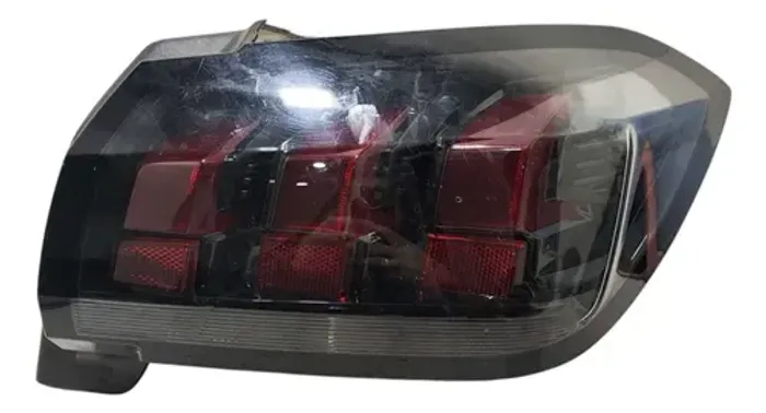 Lanterna Traseira Direita Peugeot 208 1.6 2021 A 2023 Direito/passageiro Vermelho