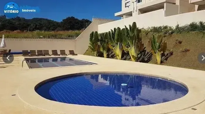 Casa em Condomínio Próximo ao Centro de São Roque!