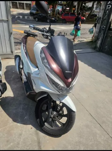PCX 2021 dlx