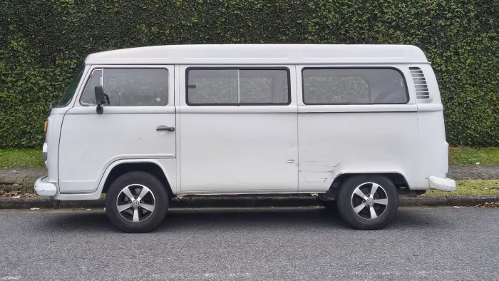 Volkswagen Kombi Standard/ Luxo/ Serie Prata 2001
