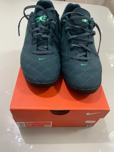 Chuteira Nike original N: 42