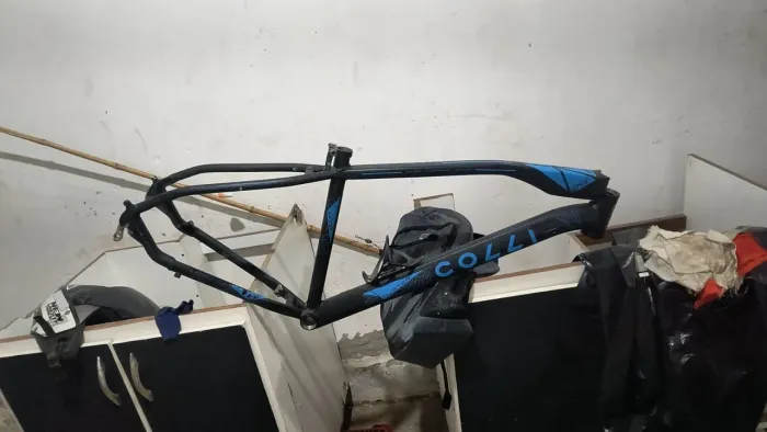 Quadro colli tamanho 17 aro 29