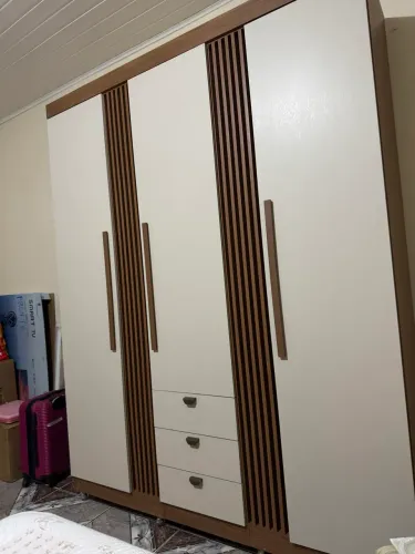 Guarda Roupa