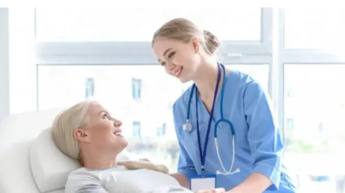 Acompanhante hospitalar