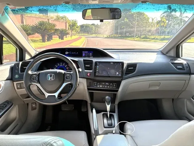Honda Civic Sedan LXR 2.0 Flexone 16V Aut. 4P 2016