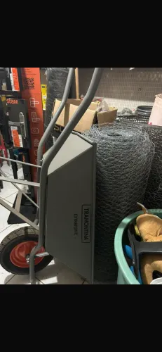 Carrinho de mão