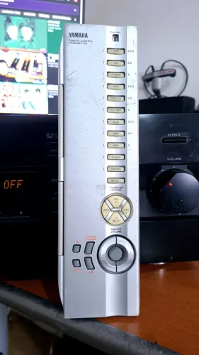 Controle yamaha rav