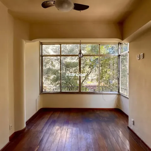 Apartamento à Venda no Flamengo  140 m² | 3 Quartos (1 Suíte) | 1 Vaga | Próximo ao Metrô