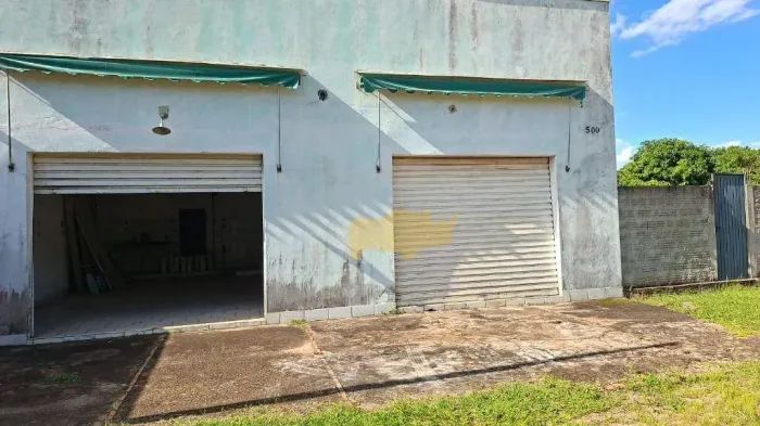 Barracão em área de 1.000m2 em Itirapina/SP