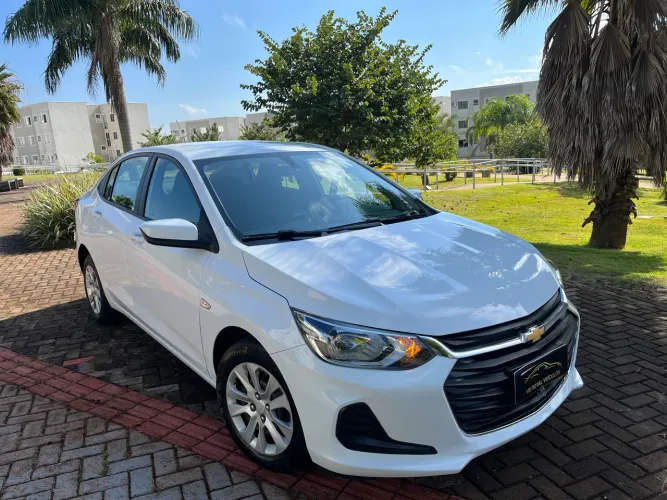 Chevrolet Onix Plus LT 1.0 12V Flex Mec. 4P 2020