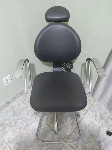 Cadeira Hidráulica para cabeleireira(o)